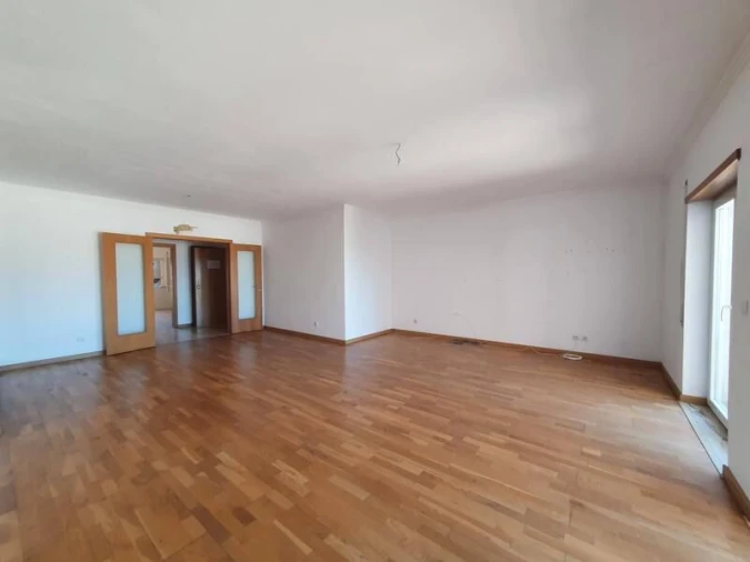 Apartamento T3 para Venda em Samora Correia Foto 3