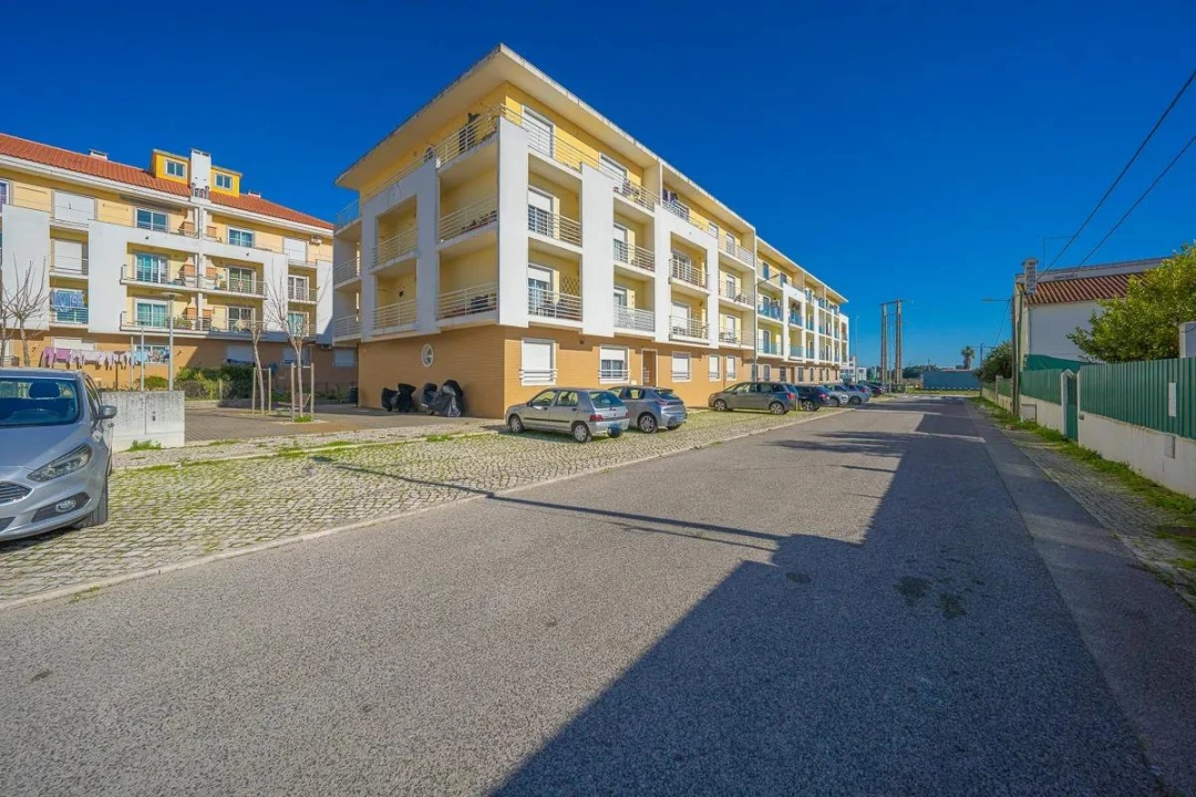 Apartamento T4 para Venda em Pinhal Novo Foto 31