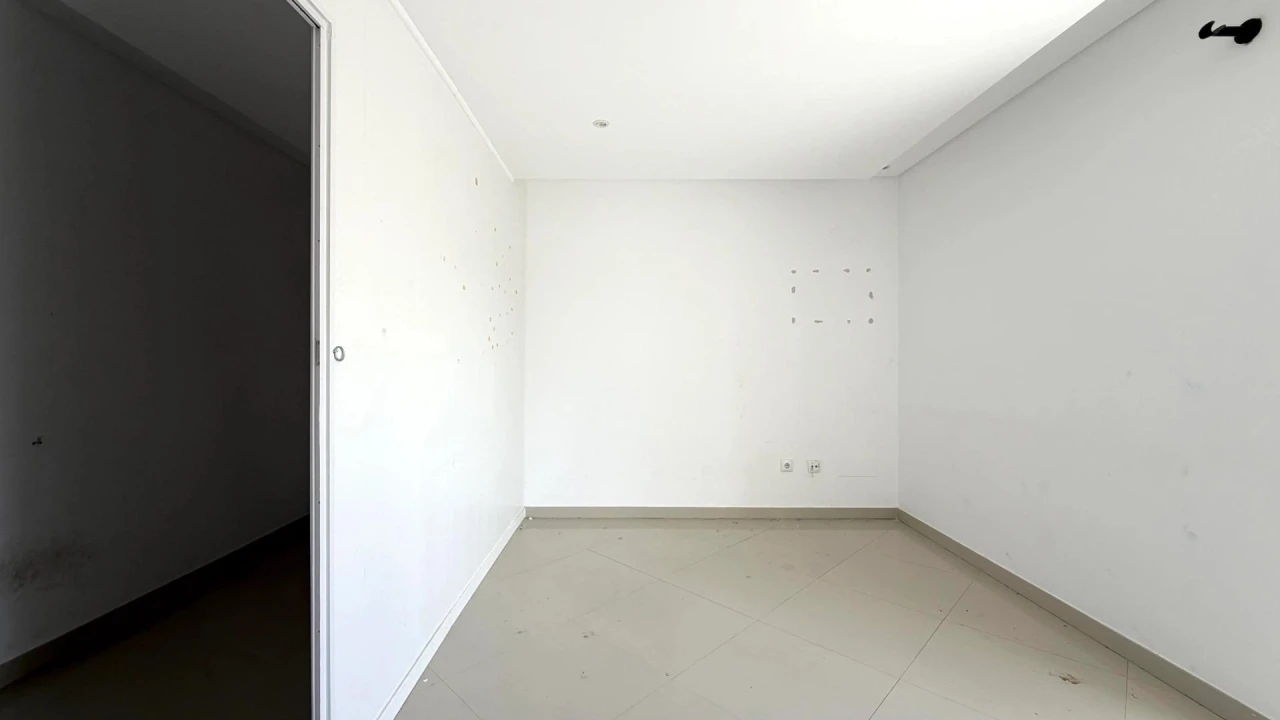 Apartamento T4 para Venda em Pinhal Novo Foto 9