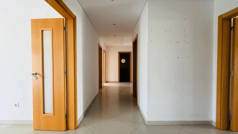 Apartamento T4 para Venda em Pinhal Novo