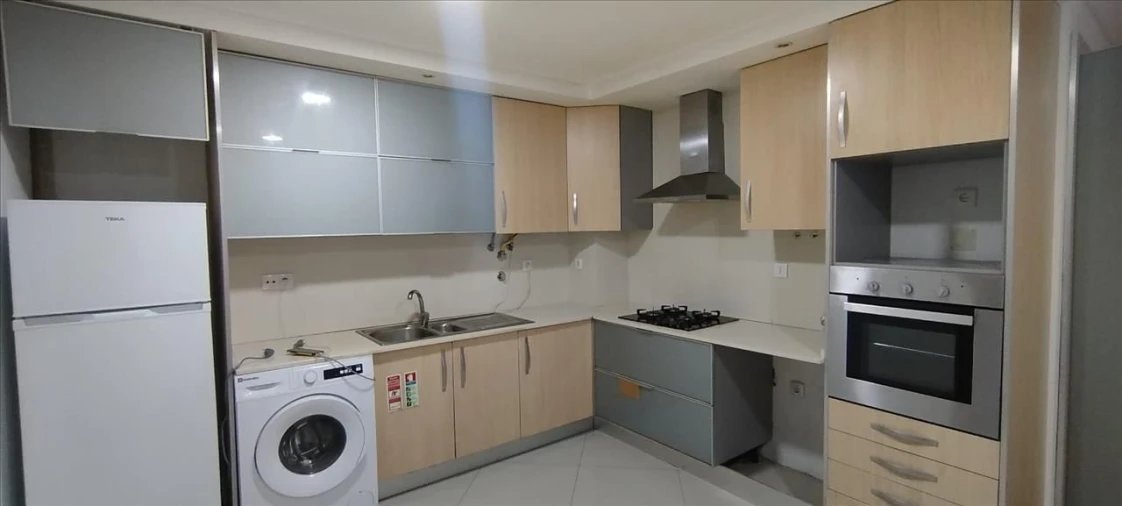 Apartamento T4 para Venda em Pinhal Novo Foto 4