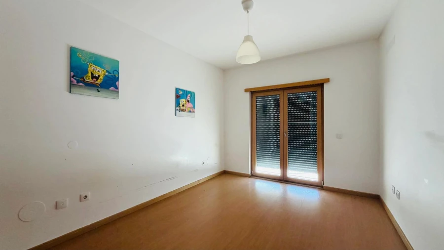 Apartamento T4 para Venda em Pinhal Novo Foto 17