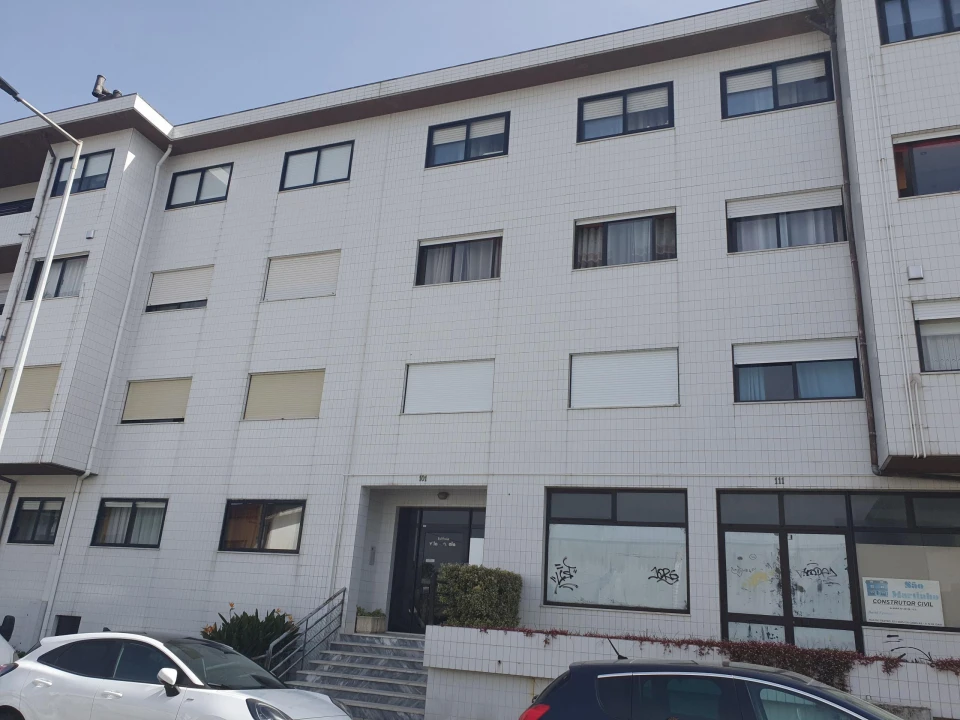 Apartamento T3 para Venda em Canelas Foto 1