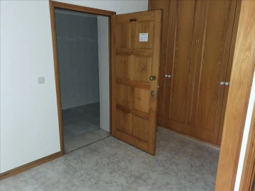 Apartamento T3 para Venda em Canelas