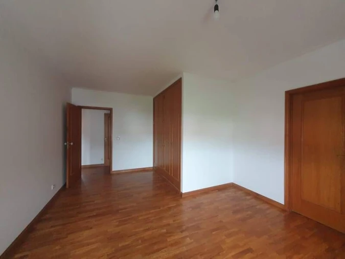 Apartamento T3 para Venda em Canelas Foto 4