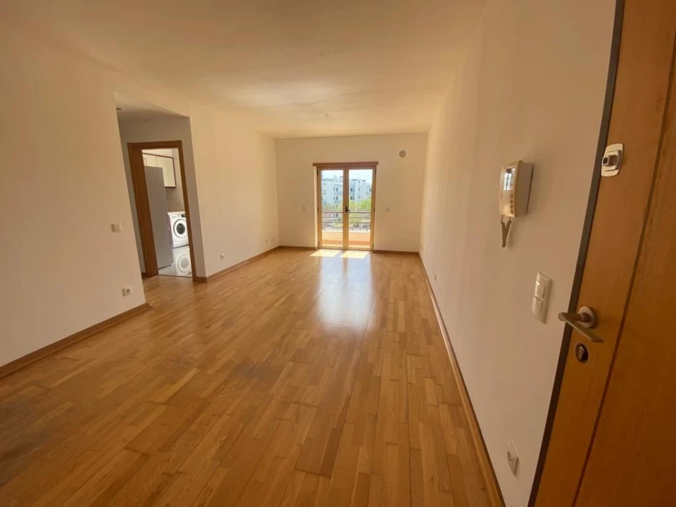 Apartamento T2 para Venda em Sande Vila Nova e Sande São Clemente Foto 2