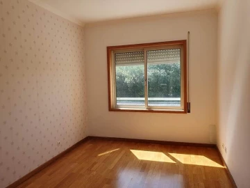 Apartamento T2 para Venda em Arcozelo