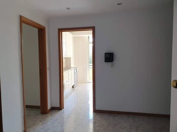 Apartamento T2 para Venda em Arcozelo Foto 2