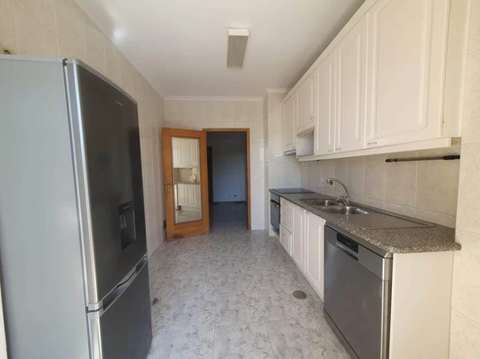 Apartamento T2 para Venda em Arcozelo Foto 7