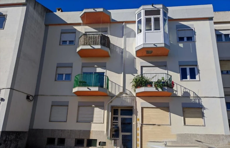 Apartamento T2 para Venda em Barcarena Foto 2