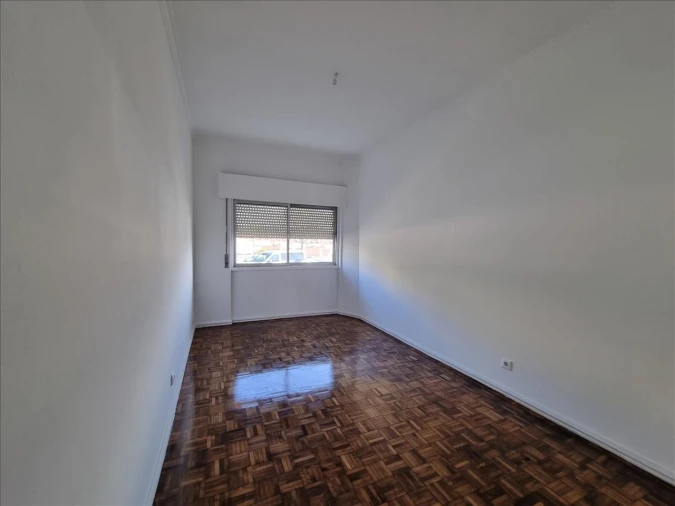 Apartamento T2 para Venda em Barcarena Foto 10