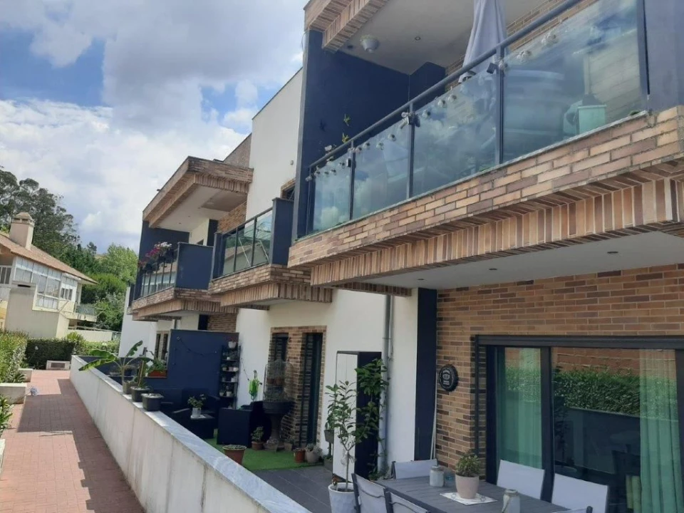 Apartamento T2 para Venda em Sapataria Foto 2