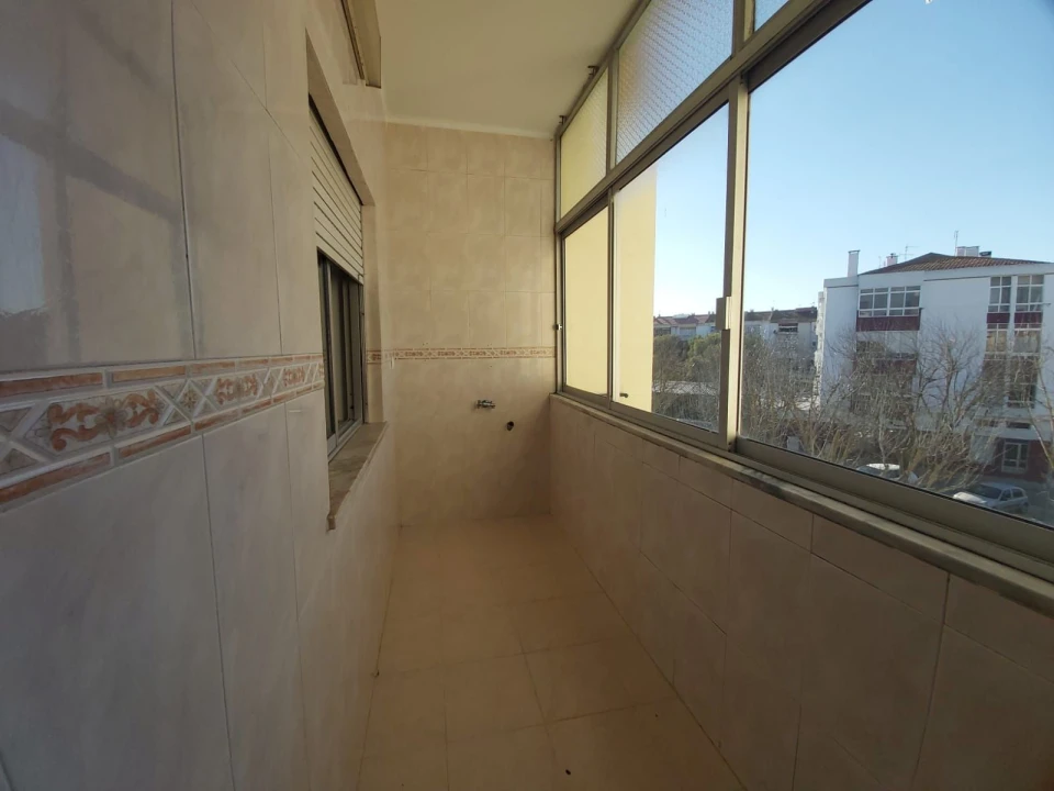 Apartamento T3 para Venda em Moita Foto 3