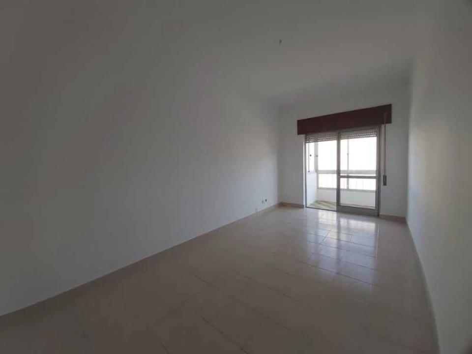 Apartamento T3 para Venda em Moita Foto 5