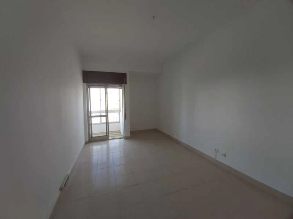 Apartamento T3 para Venda em Moita Foto 9