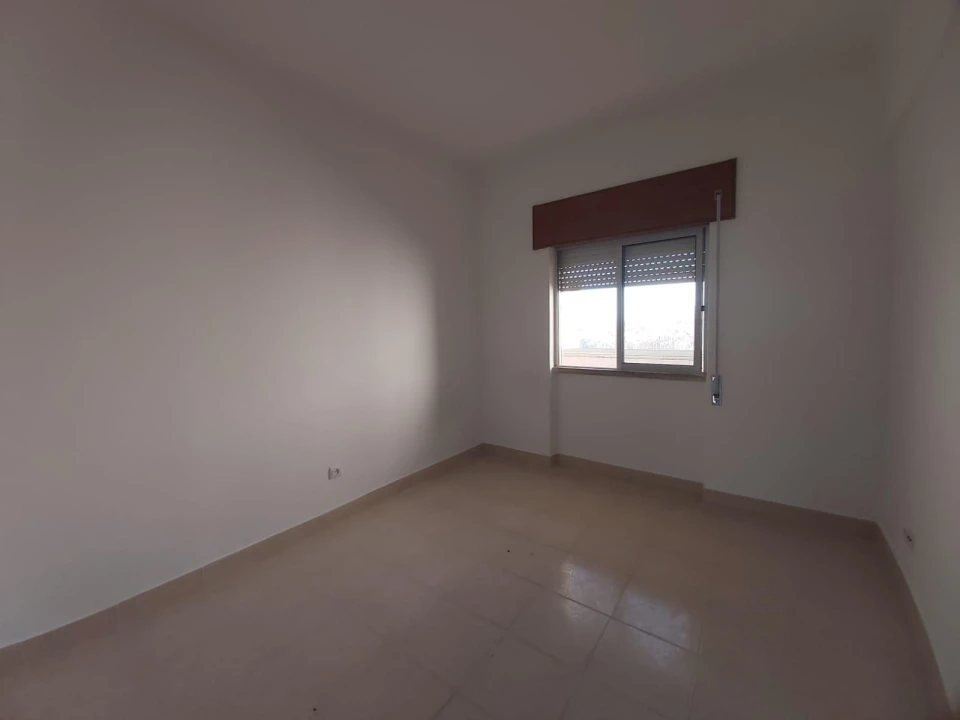Apartamento T3 para Venda em Moita Foto 10