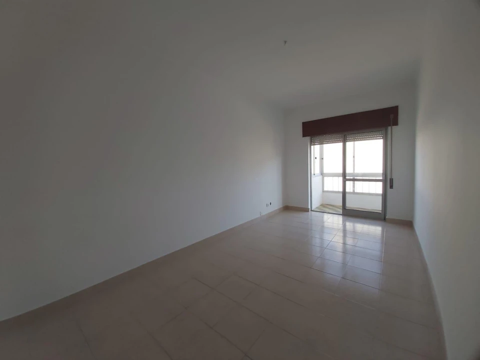 Apartamento T3 para Venda em Moita Foto 4