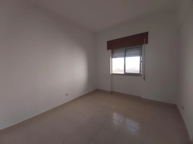 Apartamento T3 para Venda em Moita Foto 10