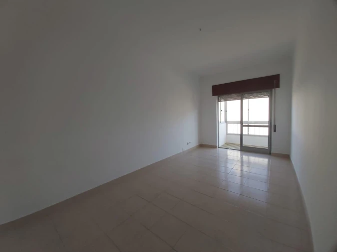 Apartamento T3 para Venda em Moita Foto 4