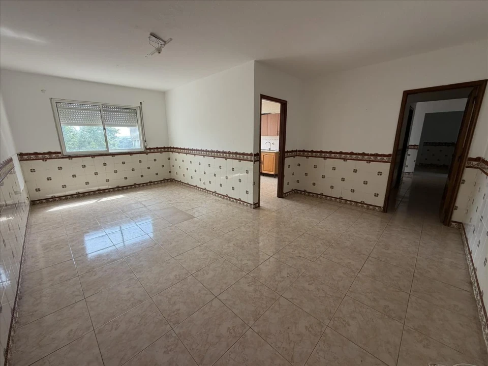 Apartamento T3 para Venda em Santo Antonio da Charneca Foto 1