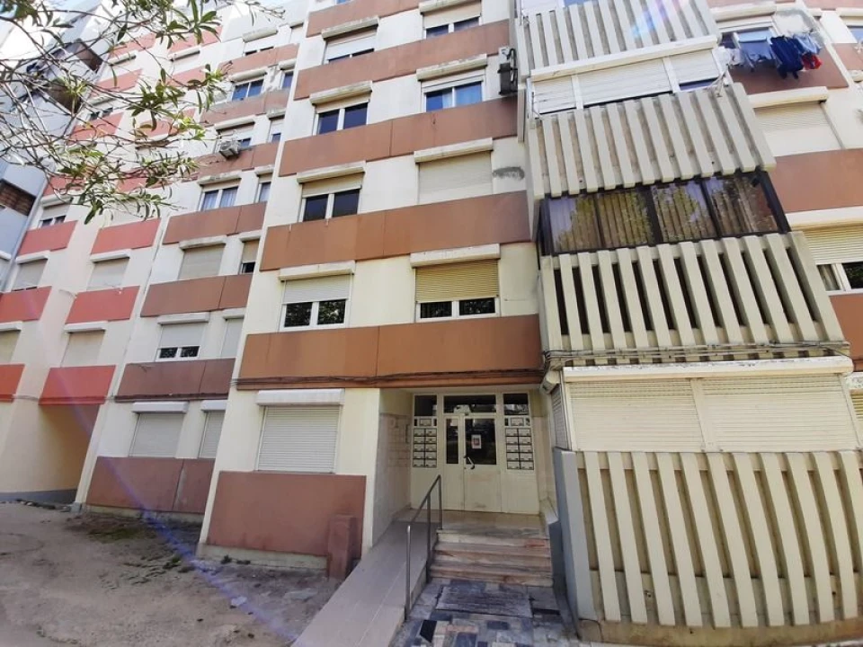 Apartamento T3 para Venda em Santo Antonio da Charneca Foto 1