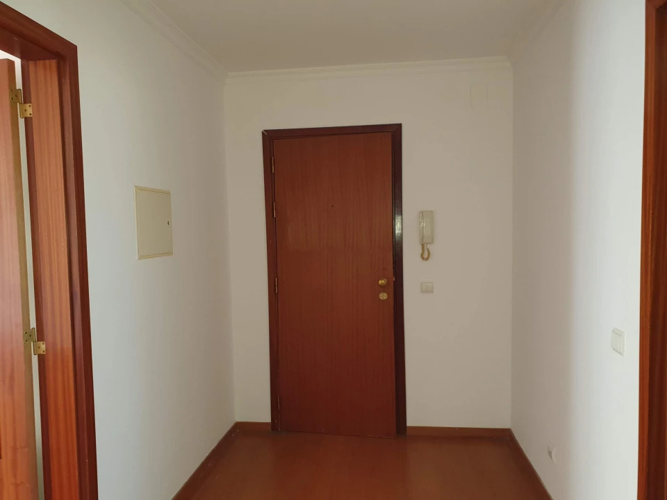 Apartamento T3 para Venda em Barreiro e Lavradio Foto 2