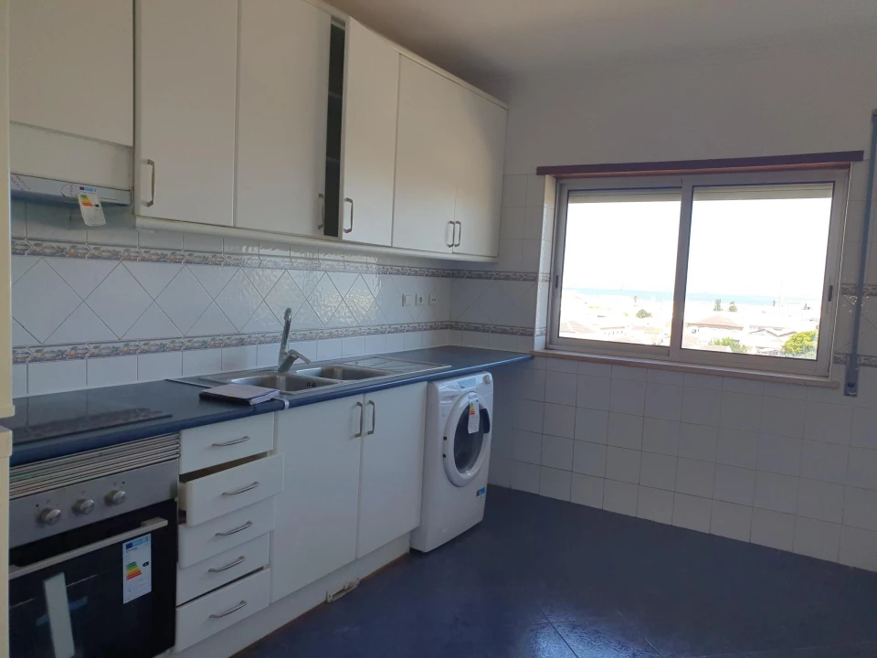Apartamento T3 para Venda em Barreiro e Lavradio Foto 6