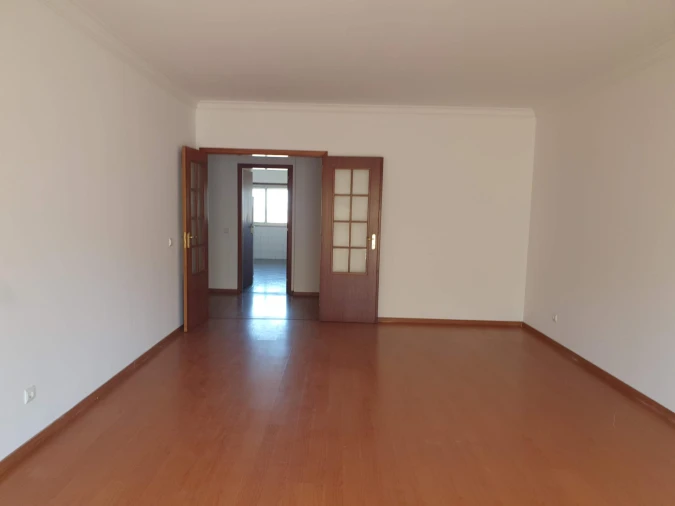 Apartamento T3 para Venda em Barreiro e Lavradio Foto 4