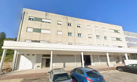 Apartamento T3 para Venda em Fonte Arcada e Oliveira
