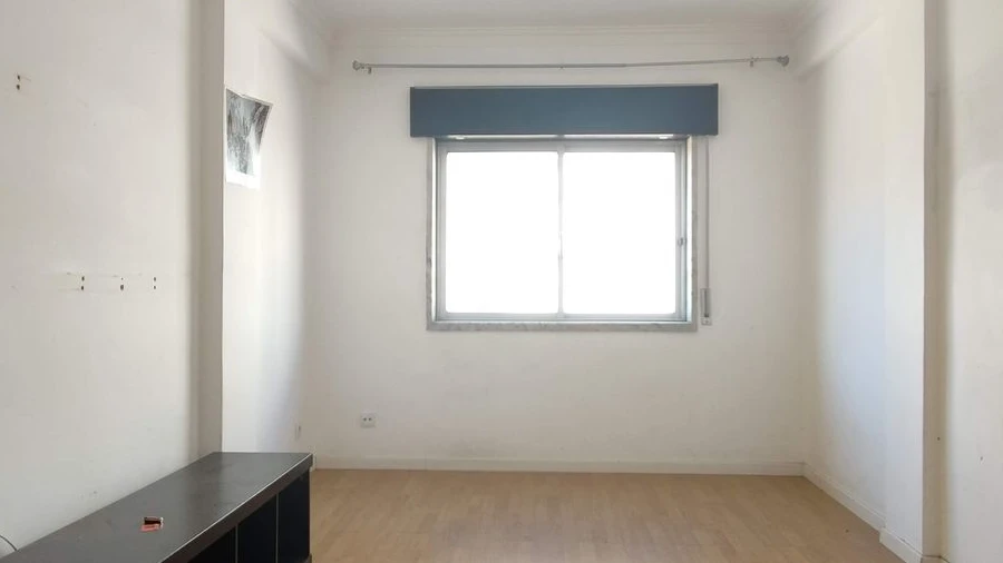Apartamento T3 para Venda em Fonte Arcada e Oliveira