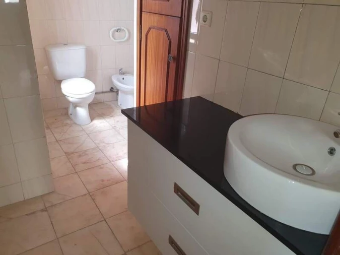 Apartamento T2 para Venda em Oliveira do Douro Foto 12