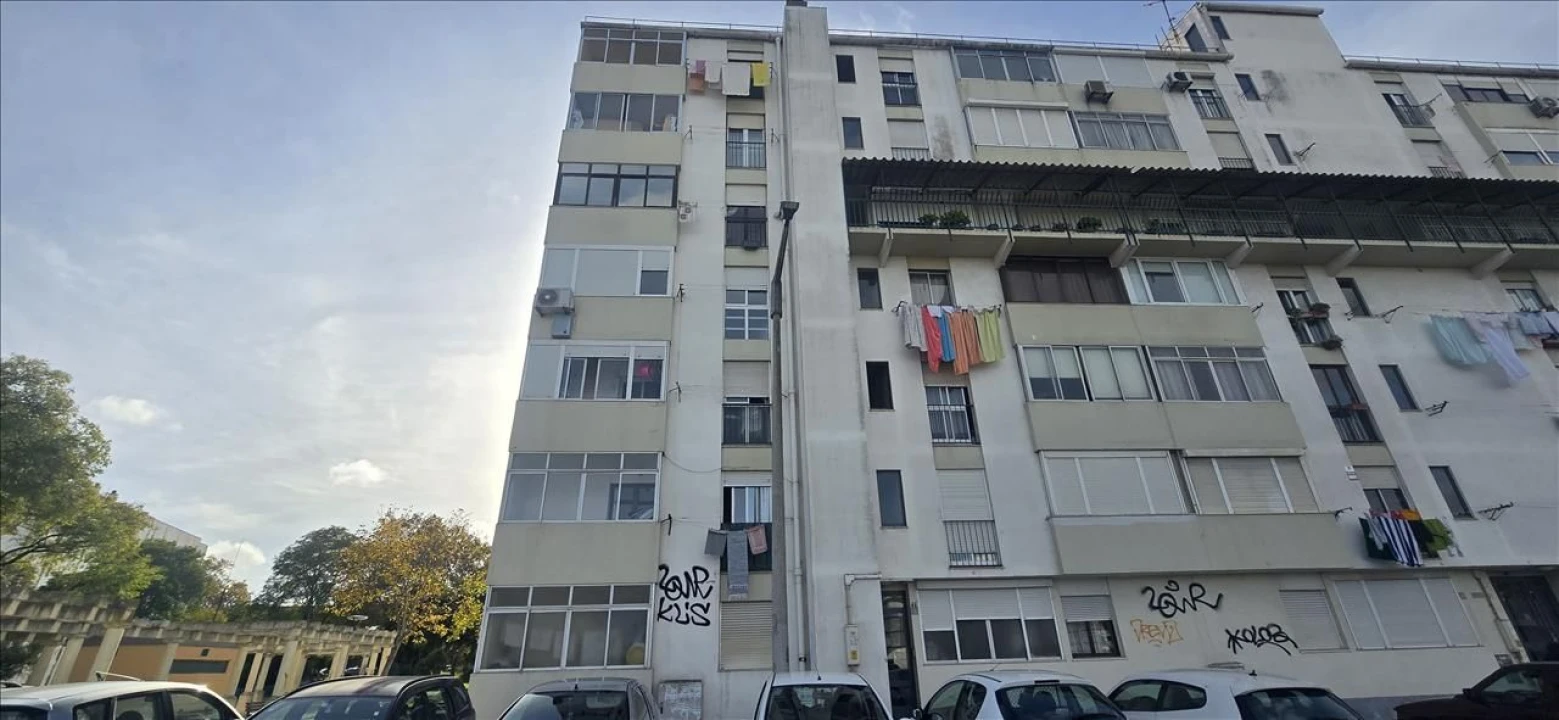 Apartamento T3 para Venda em Corroios Foto 1