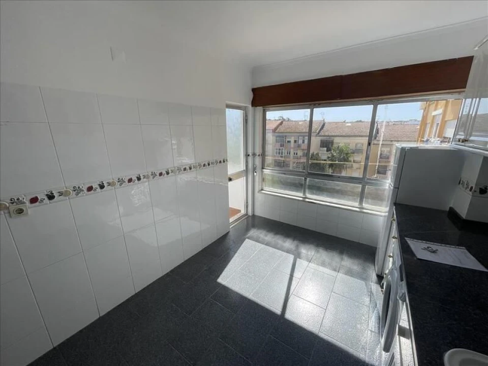 Apartamento T3 para Venda em Barreiro e Lavradio Foto 11