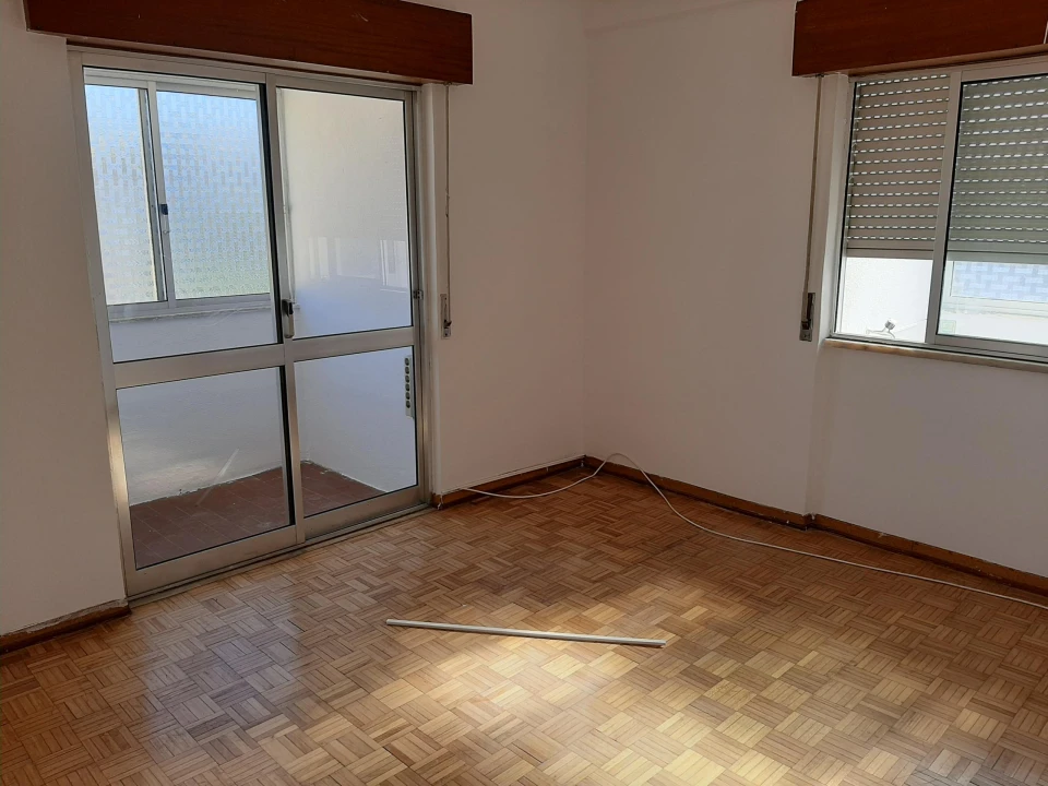 Apartamento T3 para Venda em Barreiro e Lavradio Foto 4