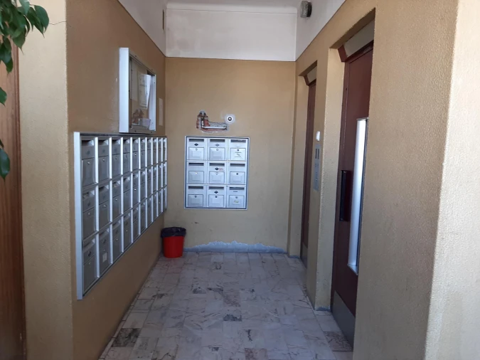 Apartamento T3 para Venda em Barreiro e Lavradio Foto 2