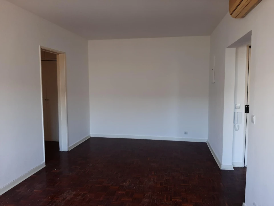 Apartamento T2 para Venda em Cacém e São Marcos Foto 12