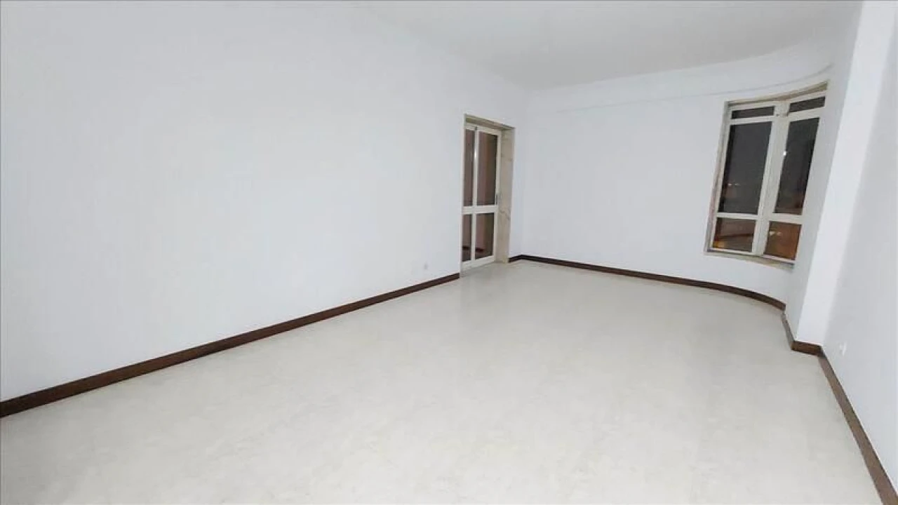Apartamento T3 para Venda em Agualva e Mira-Sintra Foto 7