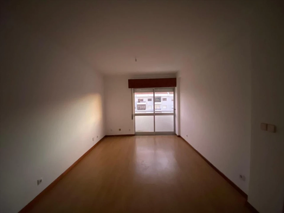 Apartamento T4 para Venda em Pinhal Novo Foto 6