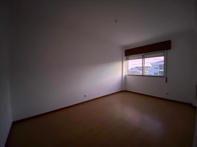 Apartamento T4 para Venda em Pinhal Novo Foto 12