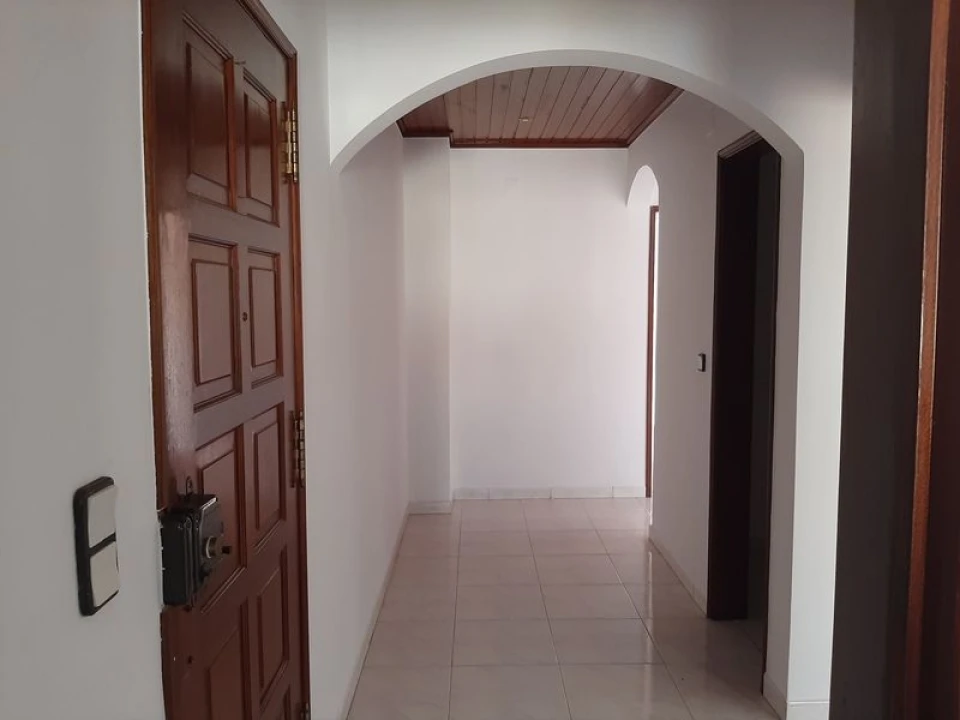 Apartamento T2 para Venda em Amora Foto 3