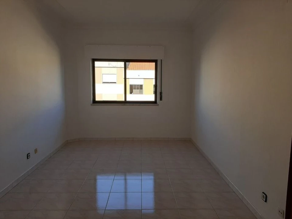 Apartamento T2 para Venda em Amora Foto 5