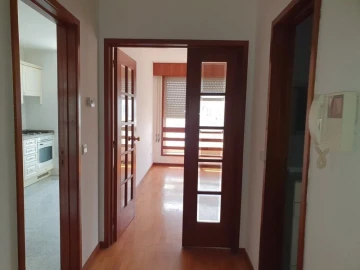 Apartamento T2 para Venda em Cidade da Maia