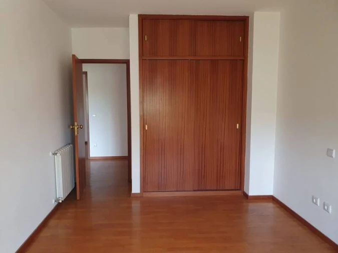 Apartamento T2 para Venda em Cidade da Maia Foto 8