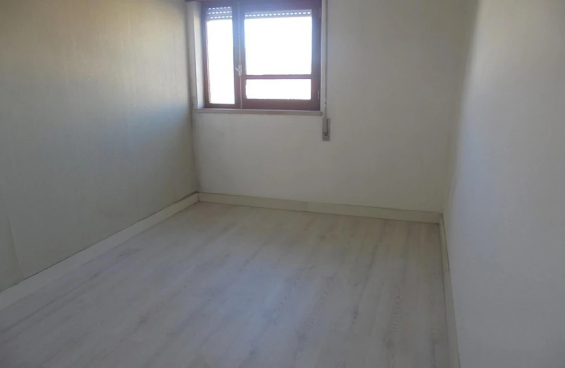 Apartamento T2 para Venda em Almeirim Foto 7