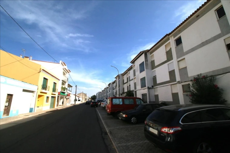 Apartamento T2 para Venda em Almeirim Foto 17