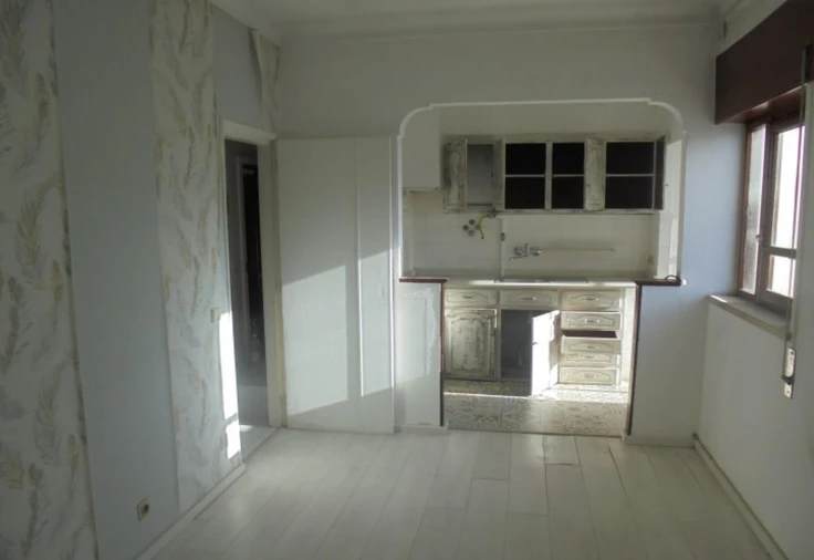 Apartamento T2 para Venda em Almeirim Foto 2