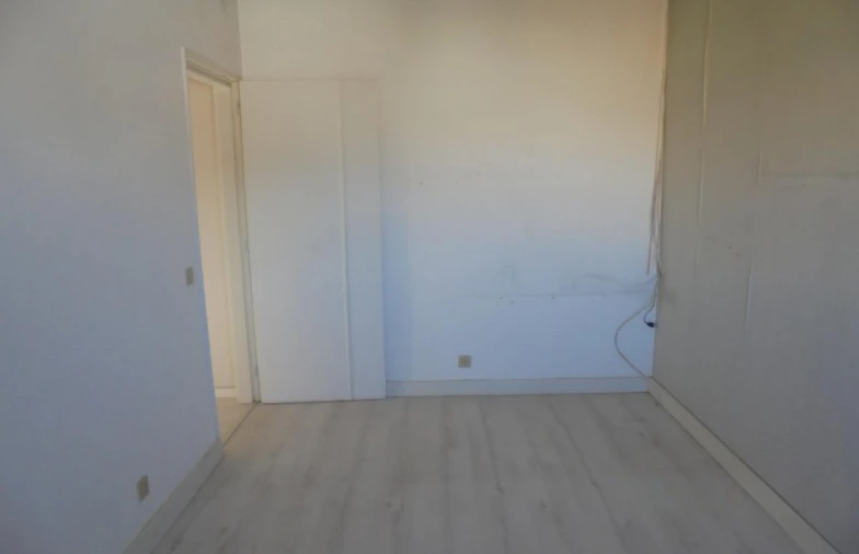 Apartamento T2 para Venda em Almeirim Foto 8