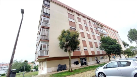 Apartamento T2 para Venda em Rio de Mouro