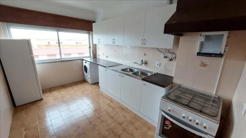 Apartamento T2 para Venda em Rio de Mouro