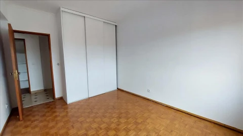Apartamento T2 para Venda em Rio de Mouro